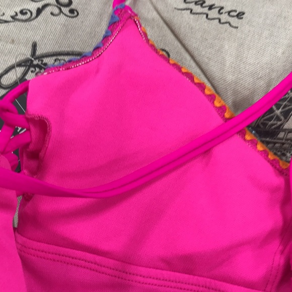 Salt+Cove Juniors' Shell-Stitch Cross-Back Swimsuit - Picture 5 of 7